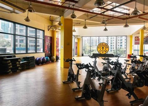 Gyms in Metro Manila .